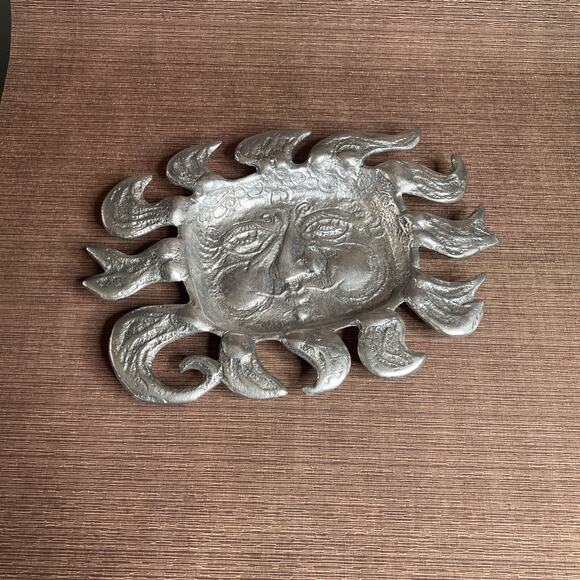 Vintage Don Drumm Aluminum Sun Face Platter, Signed Cast Metal Wall Art, 1977 - Picture 2 of 7